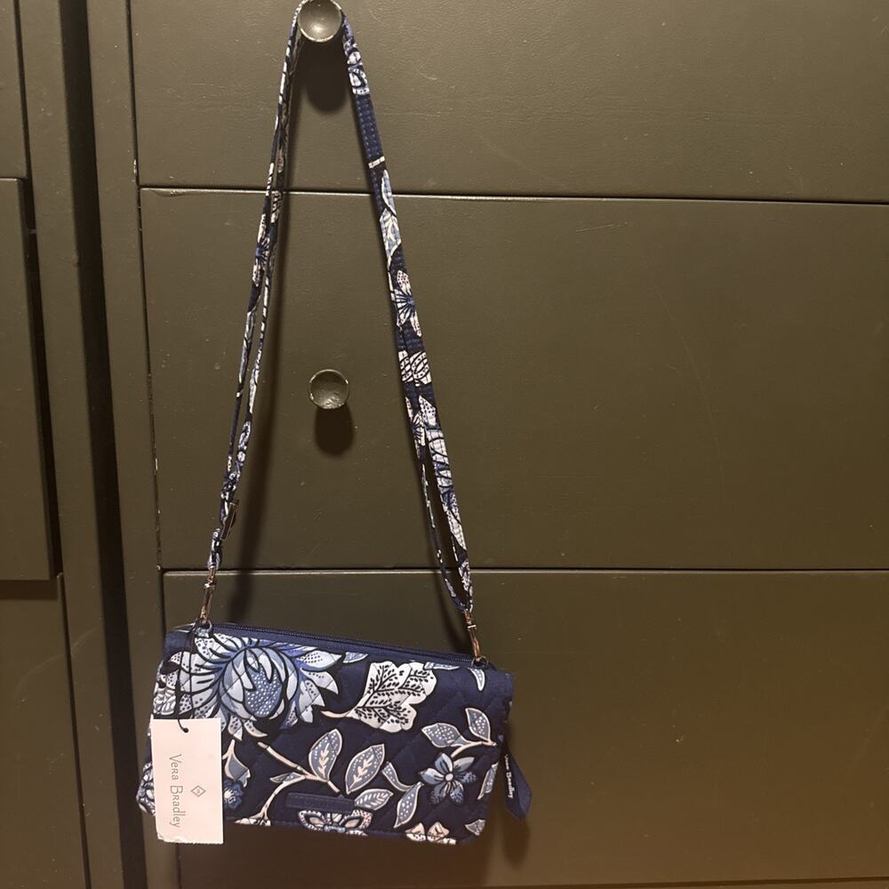 NEW Vera Bradley RFID Wallet Crossbody Original Blue Quilted Floral Print